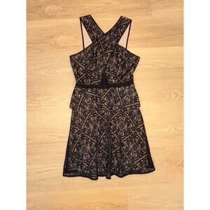 BCBGMaxazria black lace nude underlay peplum cocktail dress size 2